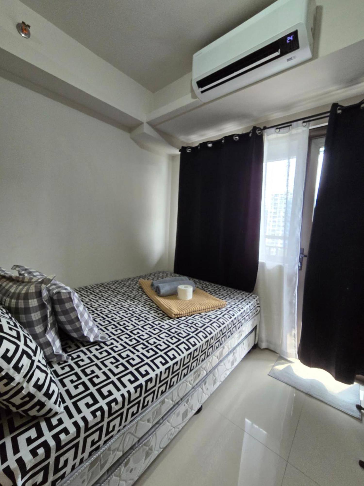 Ezbeds Near Mall Of Asia 마닐라 외부 사진
